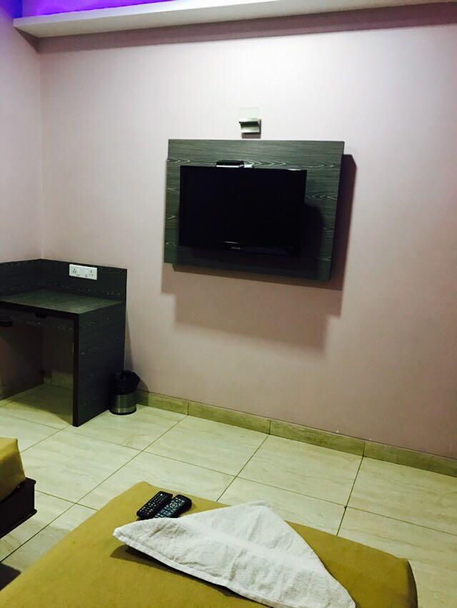 Iroomz Vaishali Residency ベッラーリ エクステリア 写真